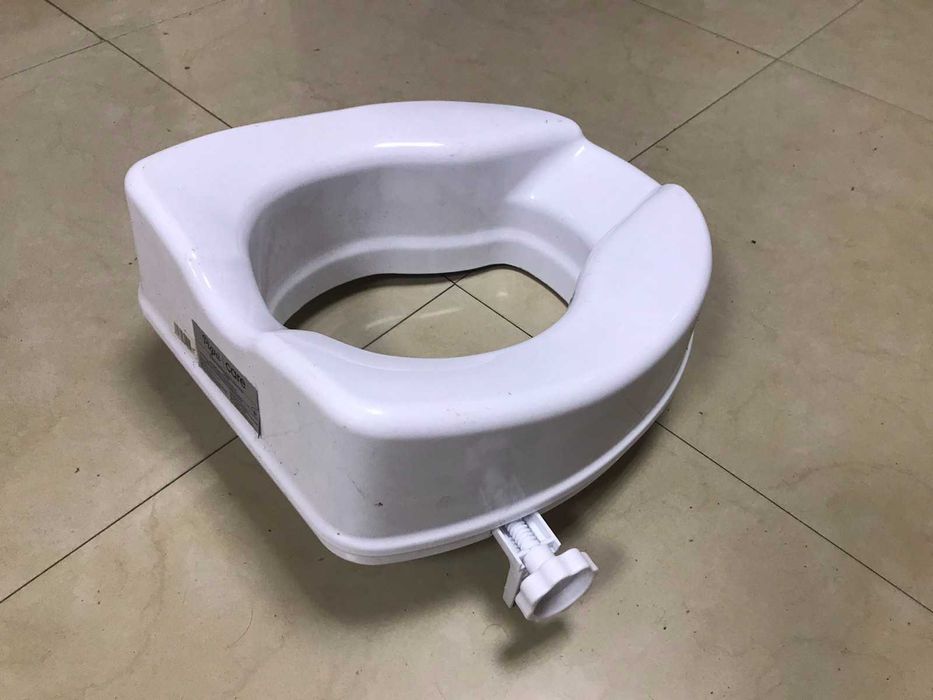 Сидіння-насадка на унітаз