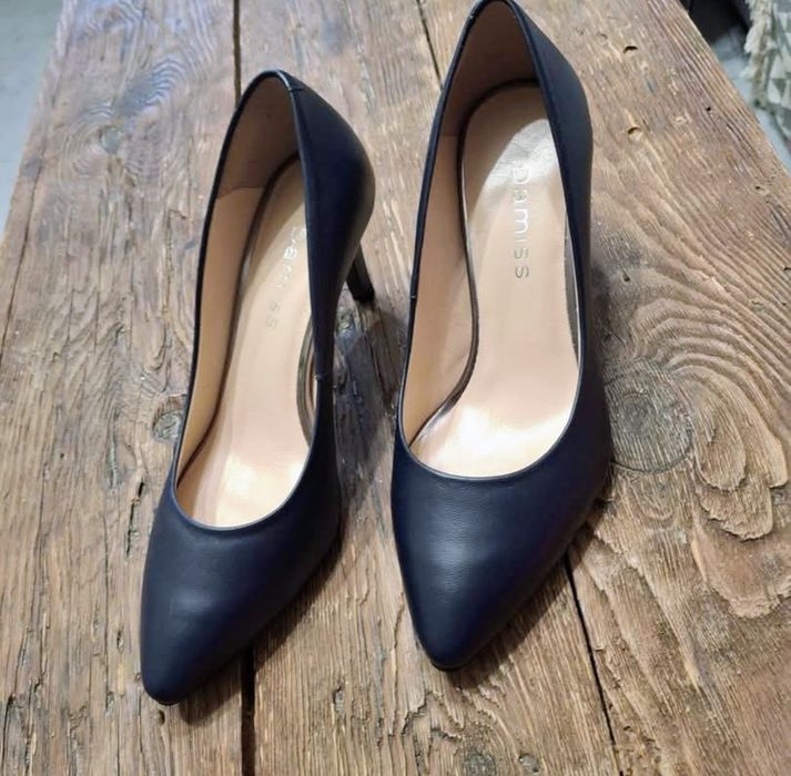 Buty damskie, szpilki, rozm.36 Nowe