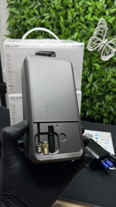 2 в 1 бустер для авто, компресор, насос Пруве Proove Pump Jump Starter