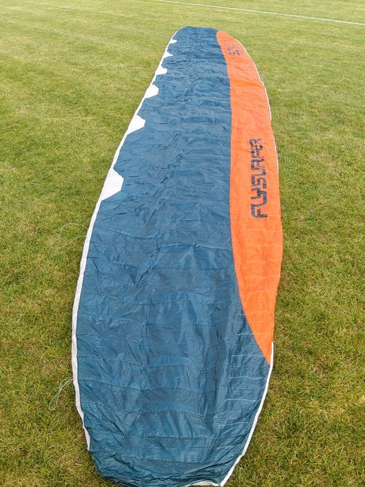 Latawiec flysurfer sonic roz.11 z barem
