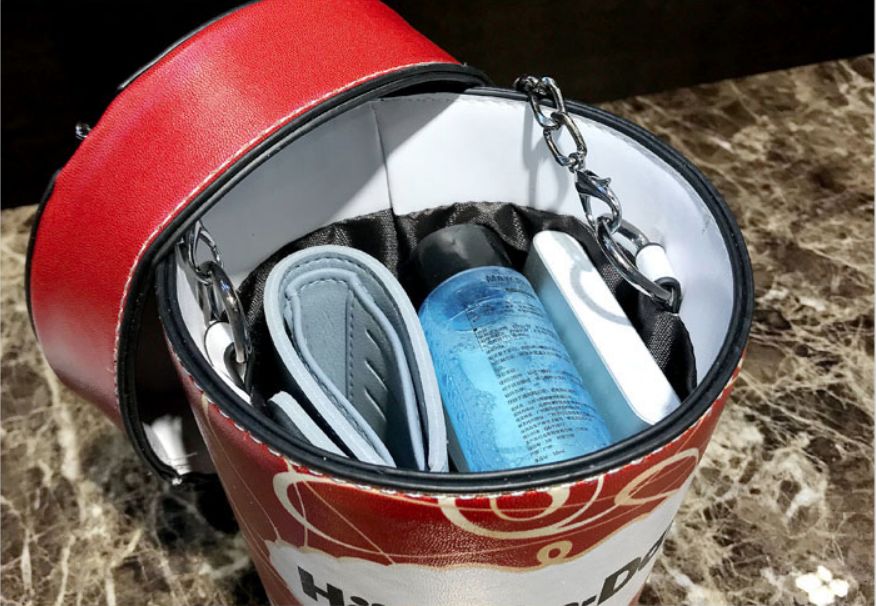 Mala clutch - Haogen-Dazs - Novo.