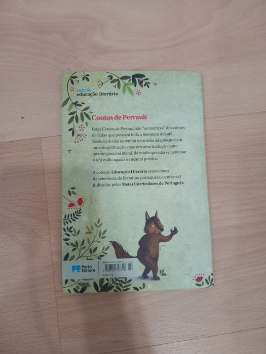 Livro "Contos de Perrault"