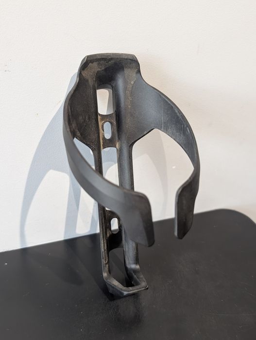 Koszyk na bidon Giant Aero Carbon 28g