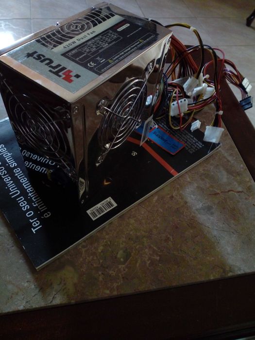 Fonte Sata Trust 420w64738752363905120