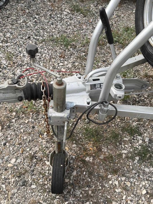Atrelado adaptado para cavalos