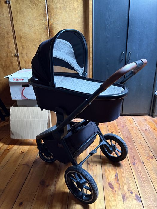 Wózek Moon RESEA S czarny 2w1