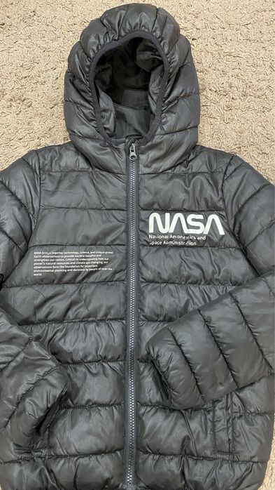 Весенняя куртка Nasa Sinsay на рост 140см