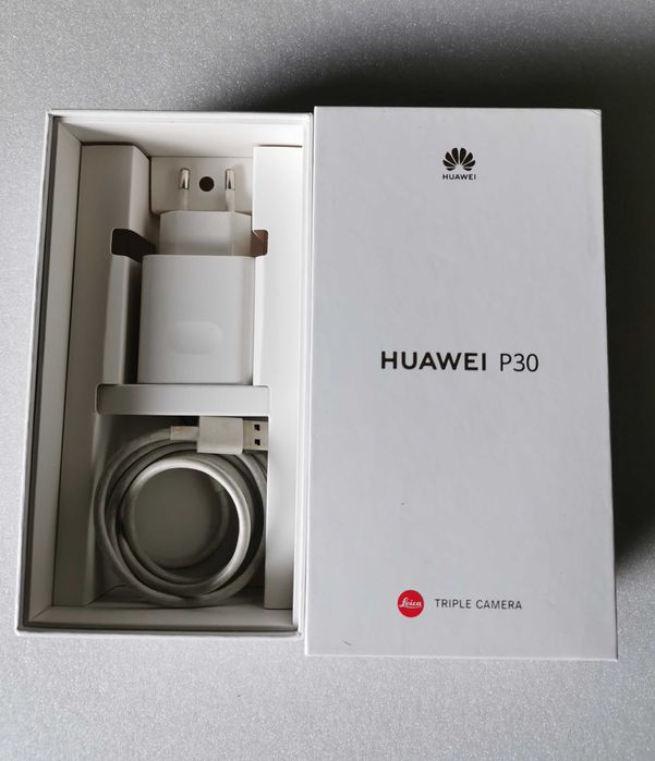 Huawei P30 128GB  e Relógio Huawei Band 4 com garantia