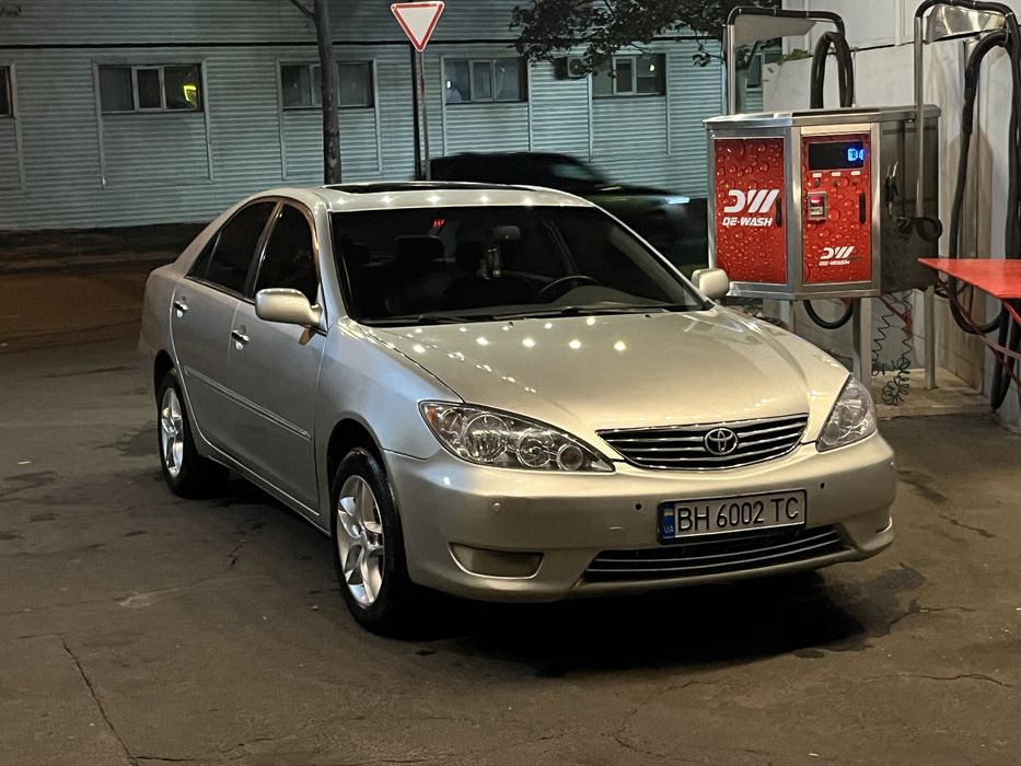 Продам Toyota Camry