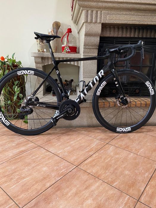 FACTOR O2  carbono T-54 – impecável