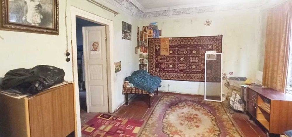 продам 2 к\к 53 м з цокольним приміщенням та ділянкою 2 сот Стар Центр