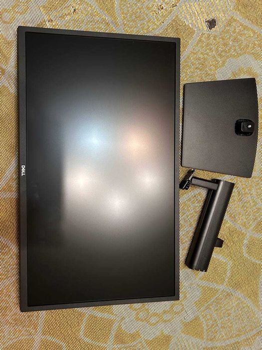 Новий Монітор Dell E2722HS