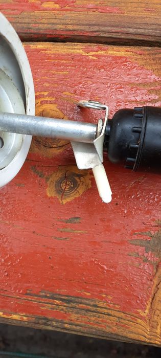 Продам       люстру