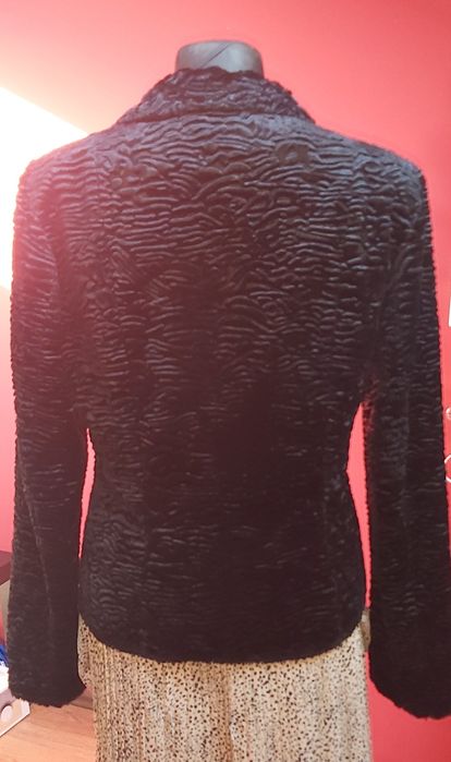 Żakiet krótki czarny