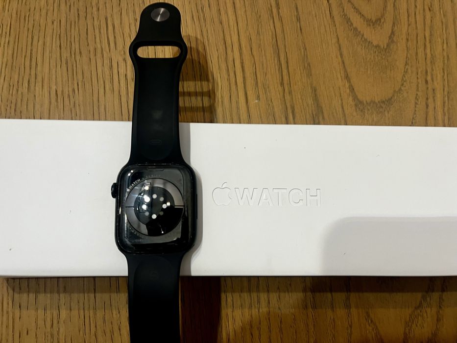 Apple Watch 7 - 45mm513515701048463361