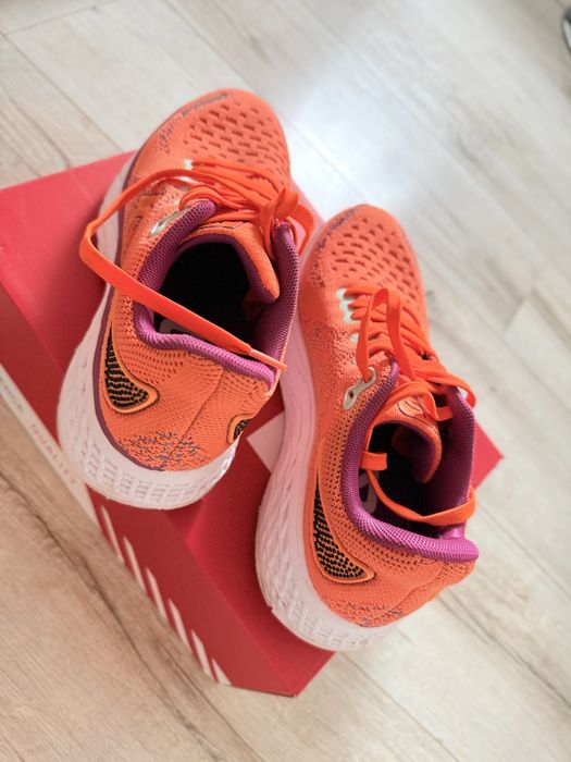 Buty sportowe r. 36