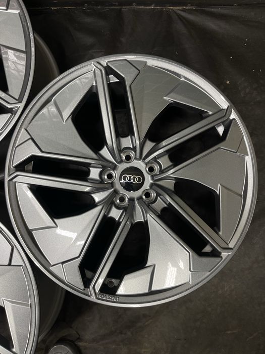 Нові Диски Диски R20 5x112 Et20 9J. Audi Q8 Q7 Q5 Q3 A6 C8 C7 A8 A7 A5 E-tron VW Touareg Tiguan