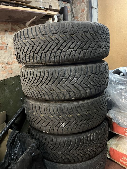 Резина Nokian 185/60/15