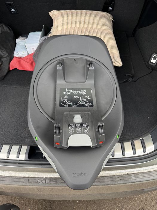 Автокрісло Cybex Cloud T i-Size + кріплення Base T Isofix