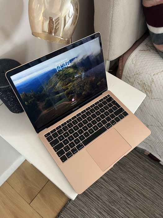 MacBook Air Retina 13”