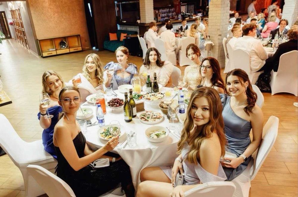 Ведуча, тамада, Dj, на випускний 4, 9,11 кл., весілля, рочок, хрестини