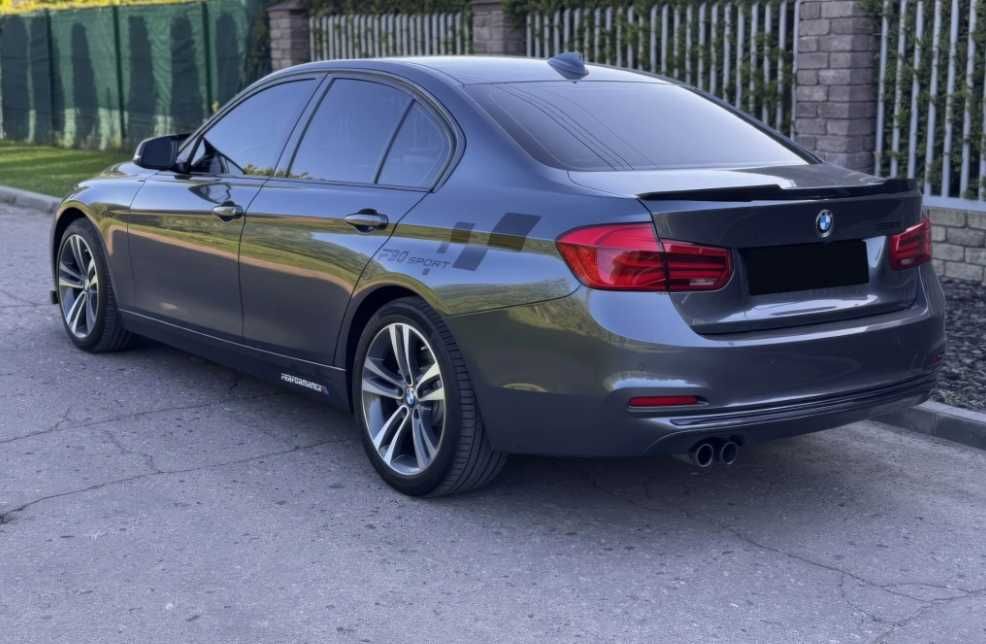 BMW Seria 3 330i 2017