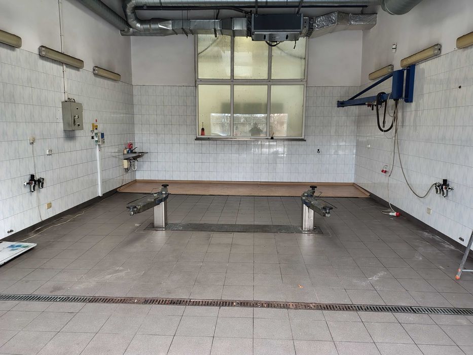 Wynajmę pomieszczenie 55 m² z podniośnikiem - Widok 3