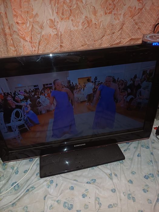 Tv  Samsung+ tv box android