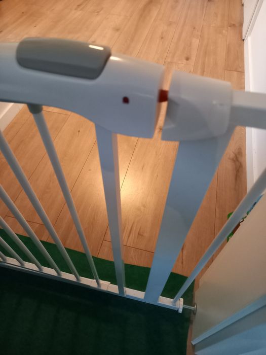 Bramka rozporowa zabezpieczająca na schody 75-95cm +20 cm