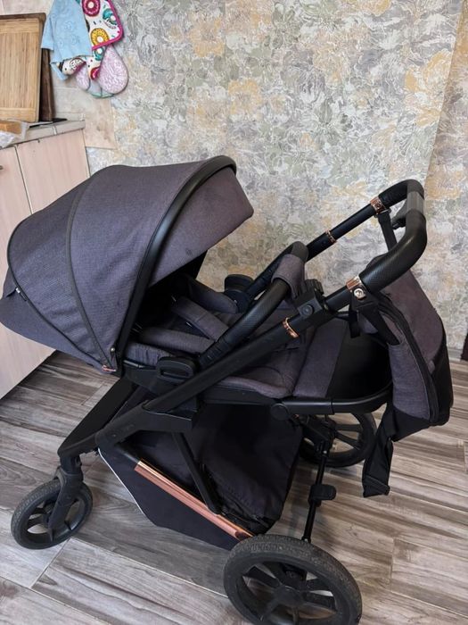 Візочок Carrello Sigma