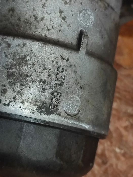bmw e81 / e87 / e90 / e91 / e92 / e90lci oryginalna obudowa filtra ole