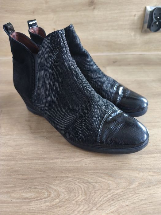 Buty damskie na koturnie czarne 41 Hispanitas