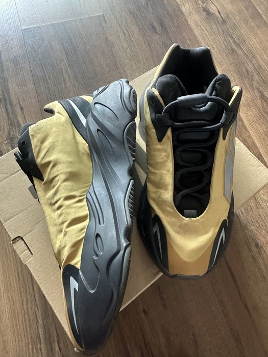 Adidas Yeezy 700 jak nowe