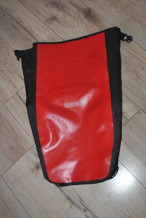 Sakwa rowerowa Ortlieb Back Roller City (1szt.) - Red-black