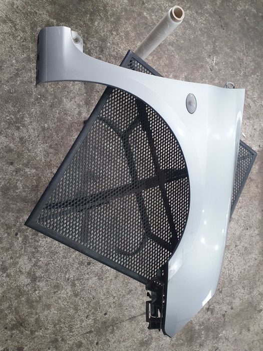 Blotnik prawy Peugeot 307 EZRC