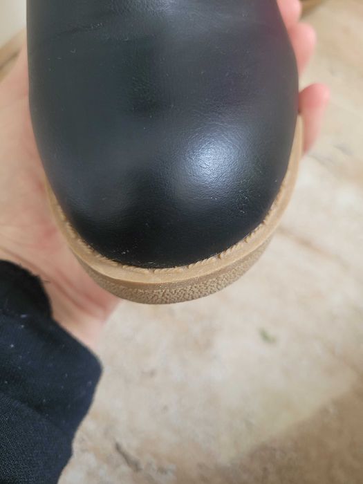 Sprzedam buty R40 nowe