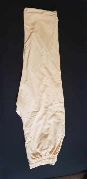 Nowe spodnie dresowe ASOS