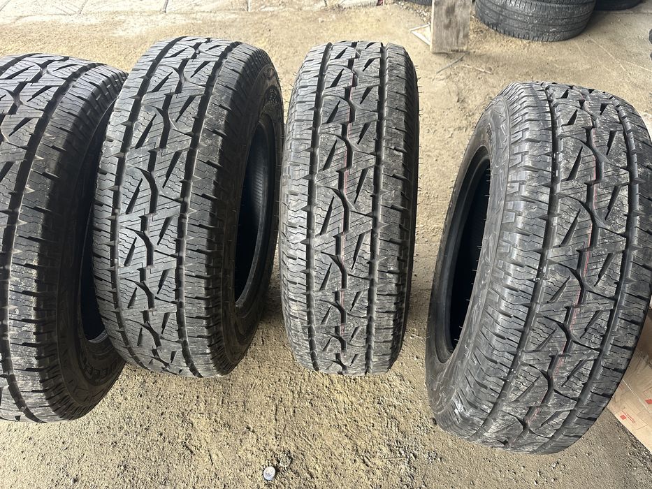 Шини 255 70 18 Bridgestone