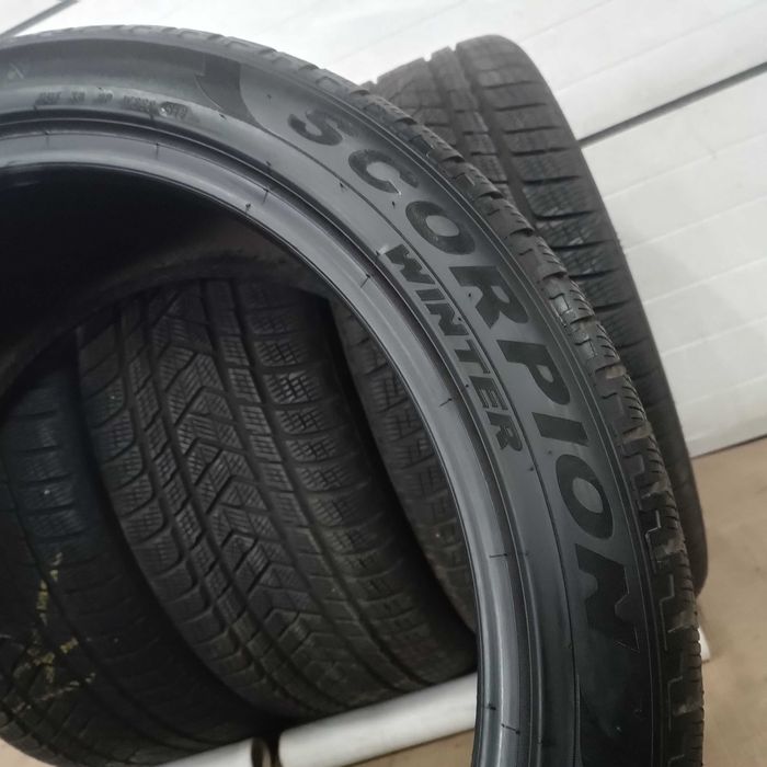Opony Zimowe 285/40/R22 Pirelli Scorpion Winter Para