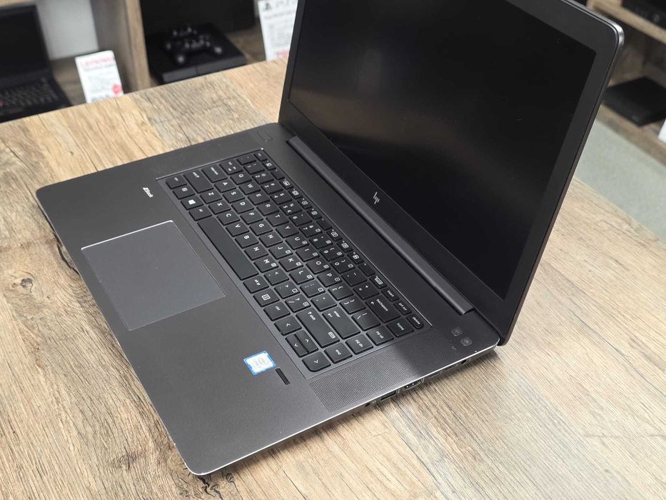 Laptop HP ZBook Studio G4 i7-7820HQ/16GB/QUADRO M1200/1024GB/WIN11 stan db gwarancja