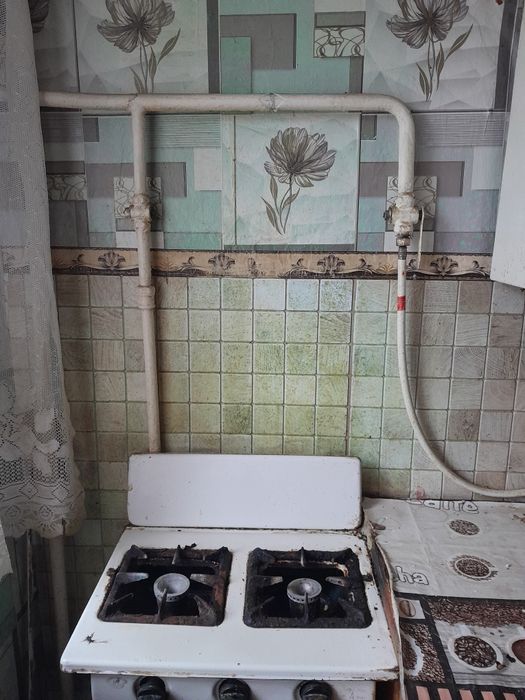 Продаю 1-комн.кв-ру 2-й этаж 5-эт.кирпичн.дома ,р-н"Зубра"