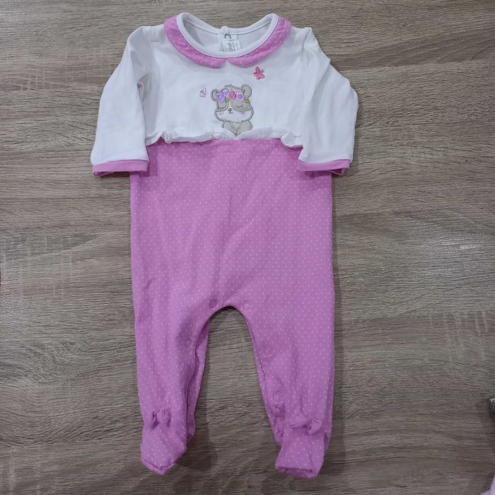 Fatos/babygrowd para menina
