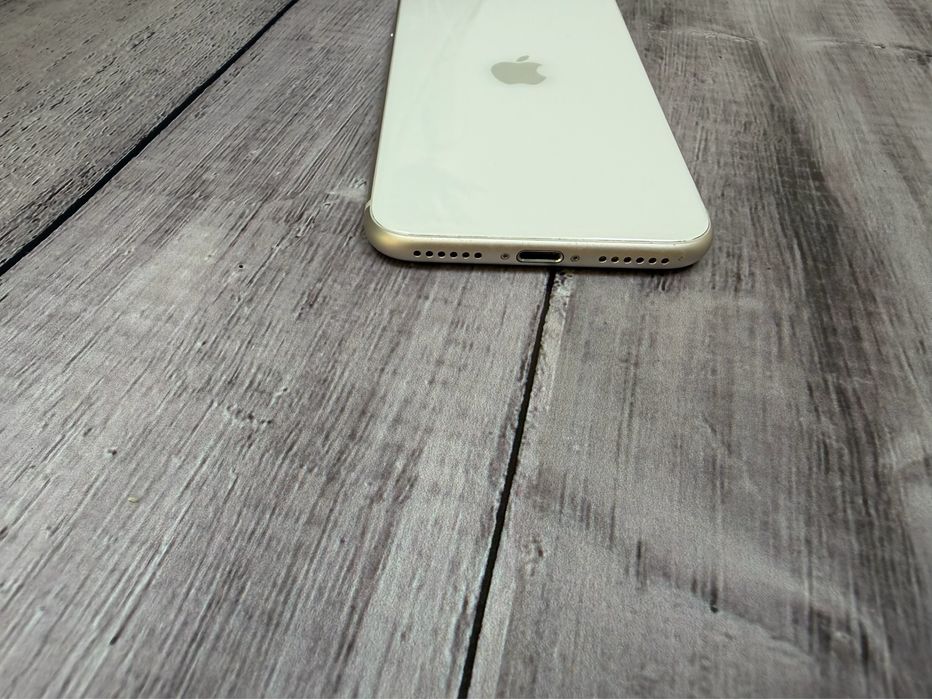 Iphone SE 3 128gb neverlock White Global 160$