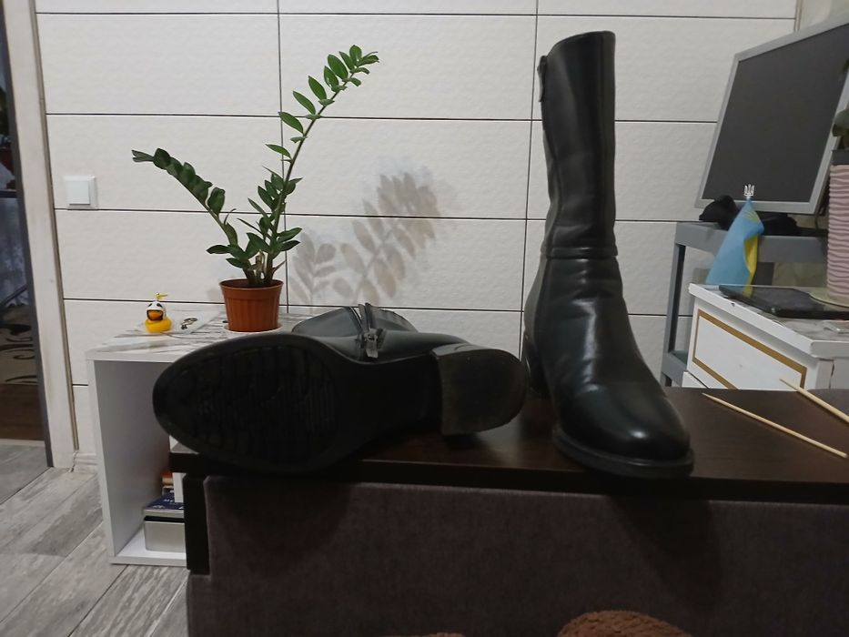 Сапоги 37 розмір