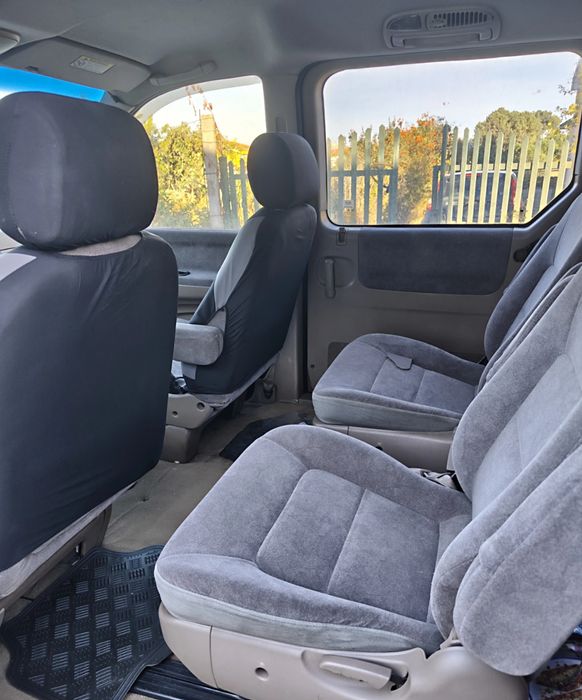 Kia Carnival modelo Up (ler anúncio)