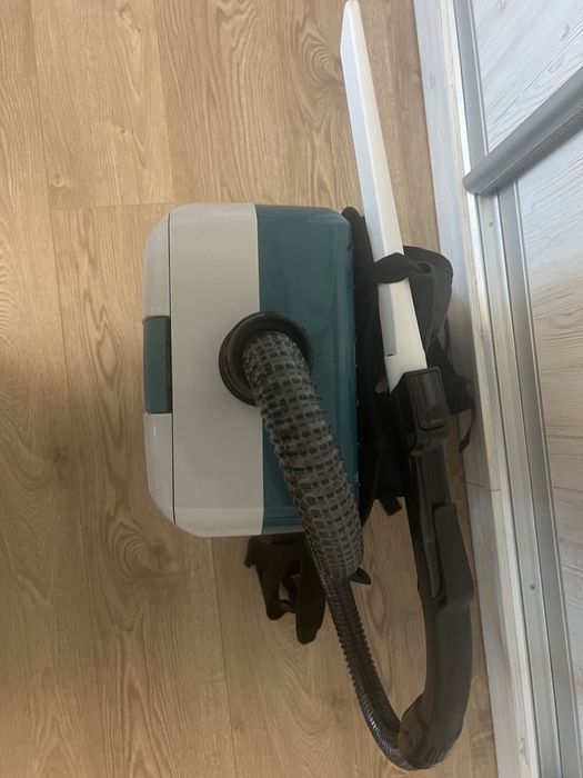 Безщітковий ранцевий Акум.пилосос Makita XGT VC 011G