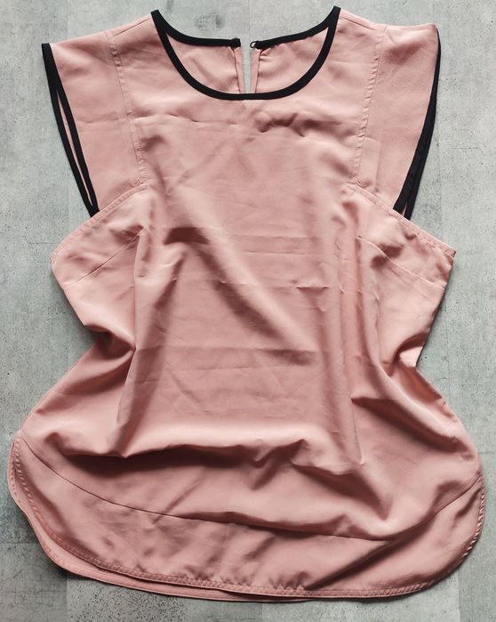 Bluzka bez rękawów elegancka