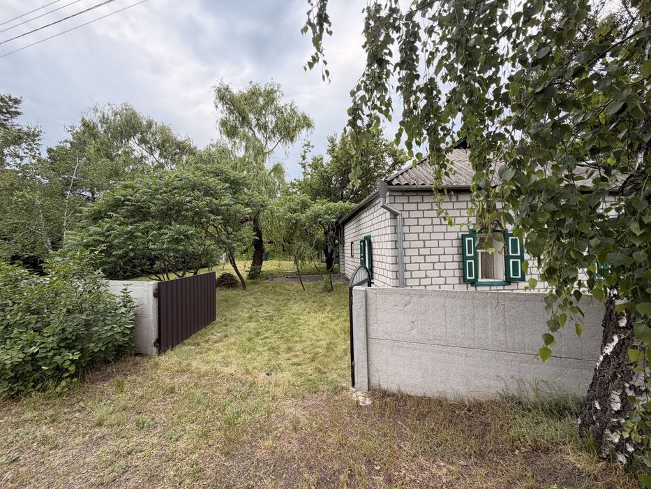 Продам невеликий будинок на березі р. Псел