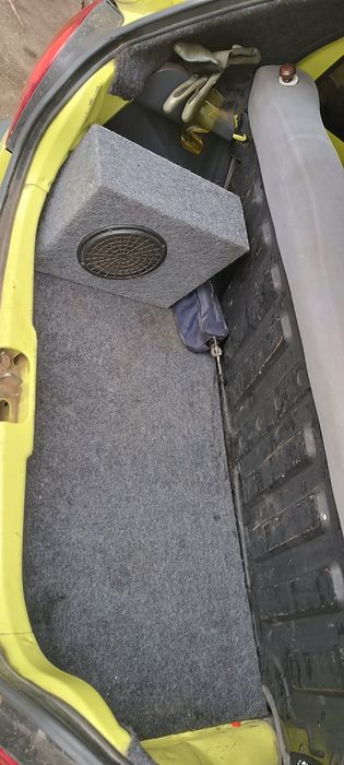 Сабвуфер для део матіза чи маленької машини