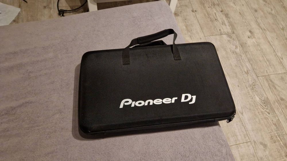Pioneer DJ konsola